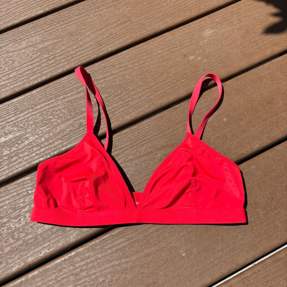 Parade Triangle Bralette Womens Medium Red Gentle Mesh Back Adjustable Strap